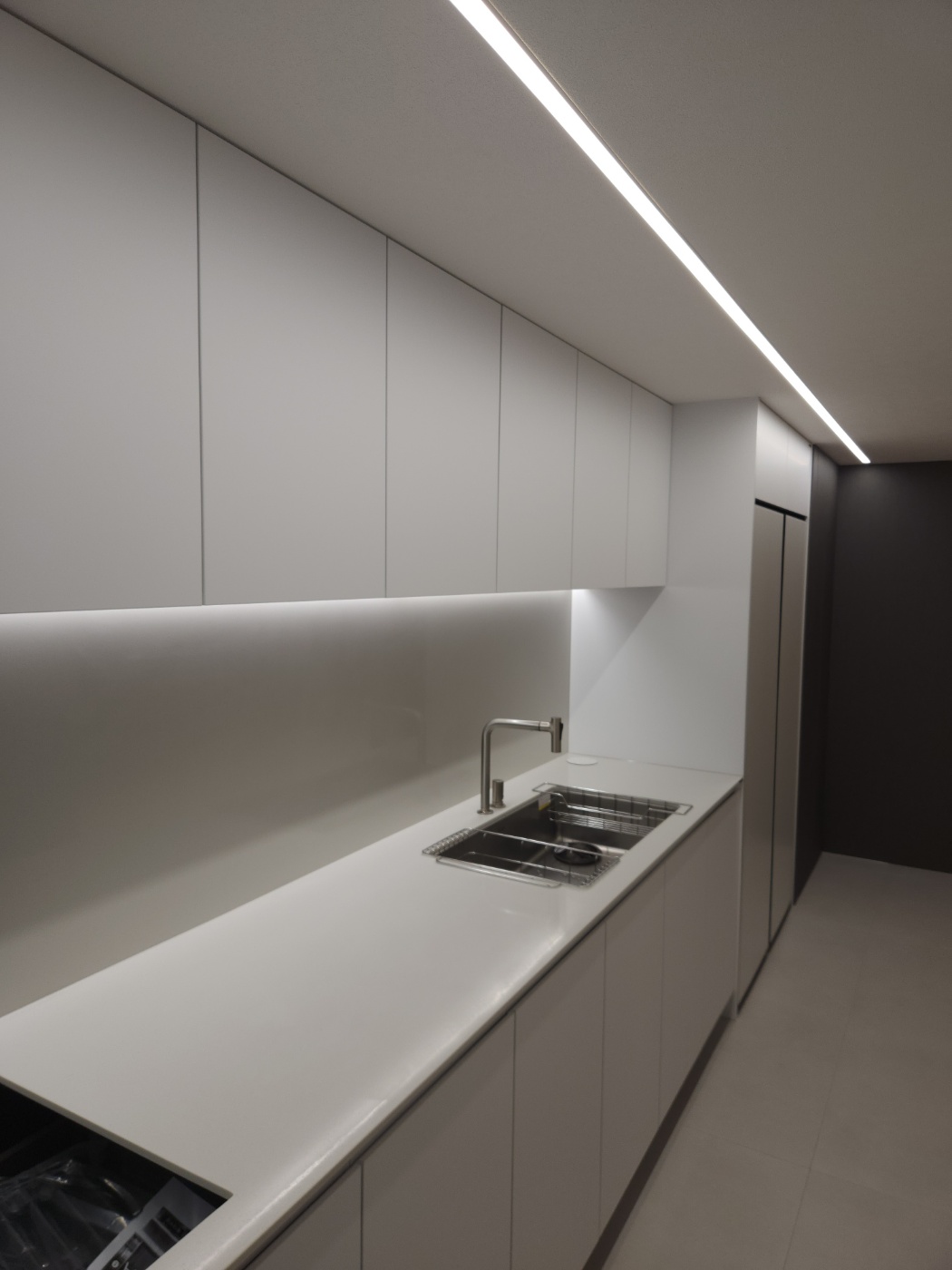 라인조명 밝기 비교