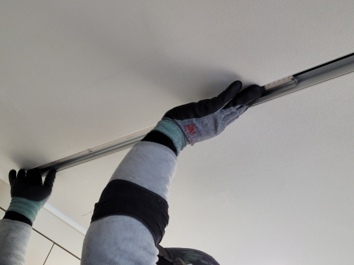 셀프 유지보수가 가능한 라인조명